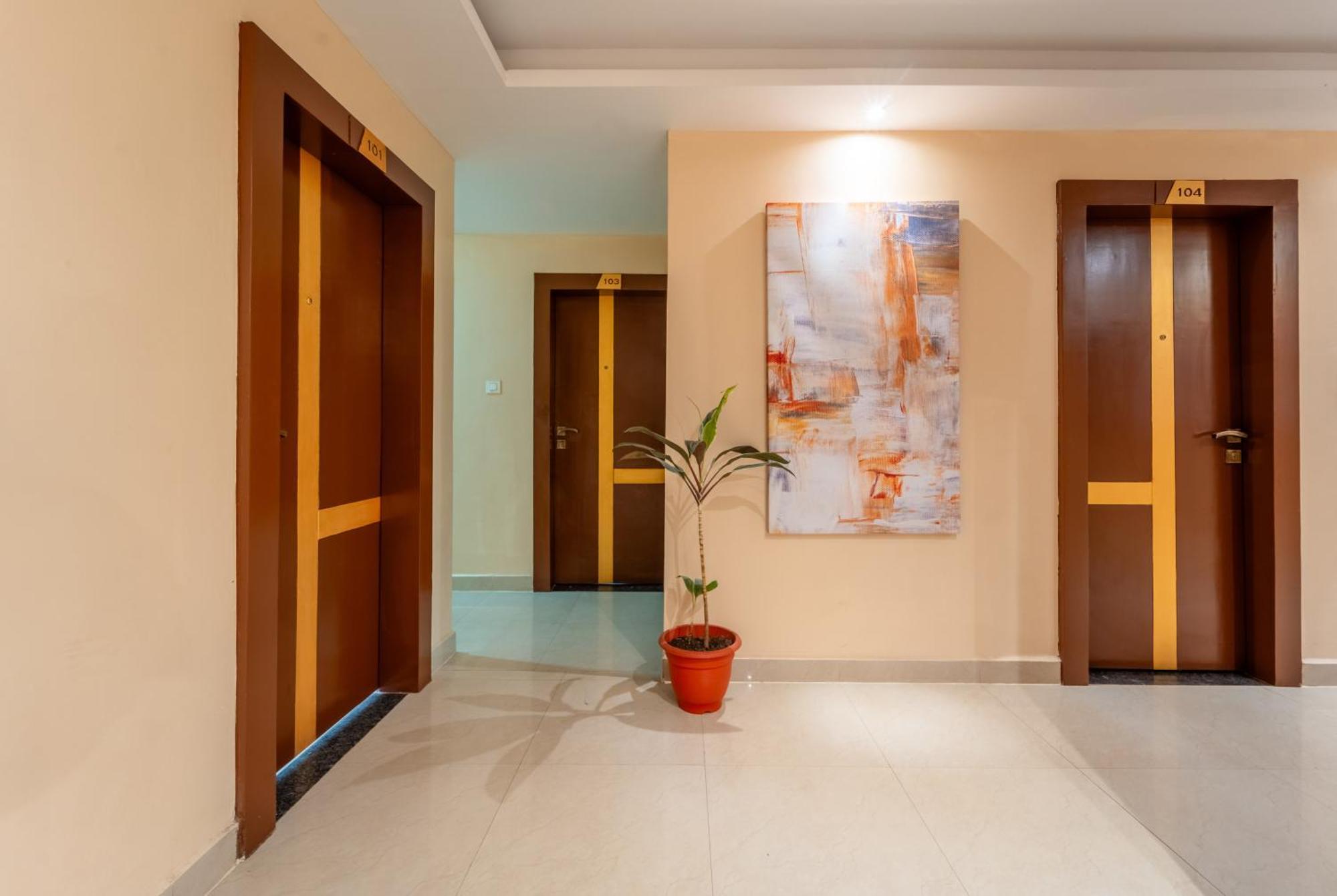 Treebo Premium Zorba Hotel Бопал Екстериор снимка