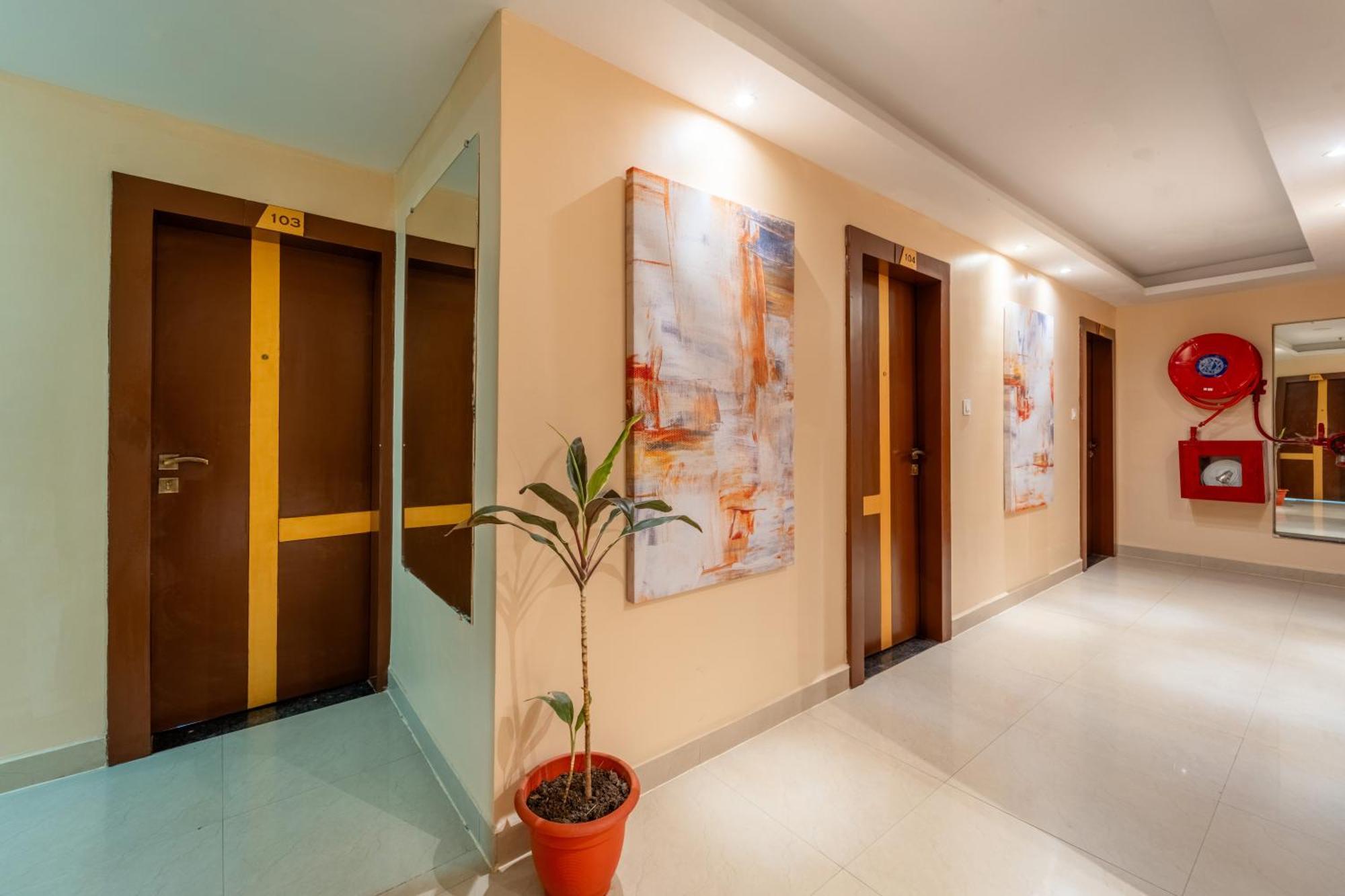 Treebo Premium Zorba Hotel Бопал Екстериор снимка