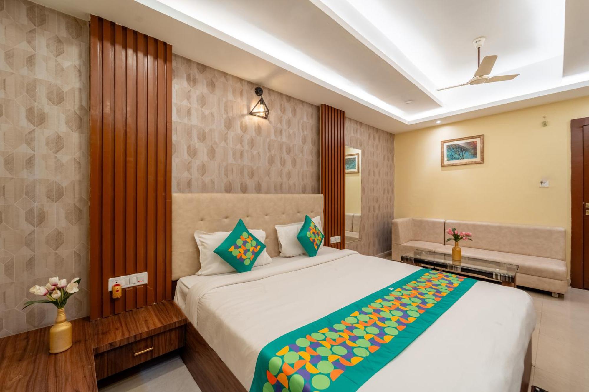 Treebo Premium Zorba Hotel Бопал Екстериор снимка