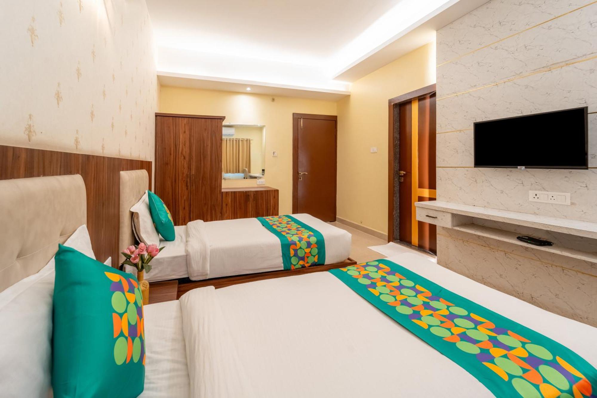 Treebo Premium Zorba Hotel Бопал Екстериор снимка