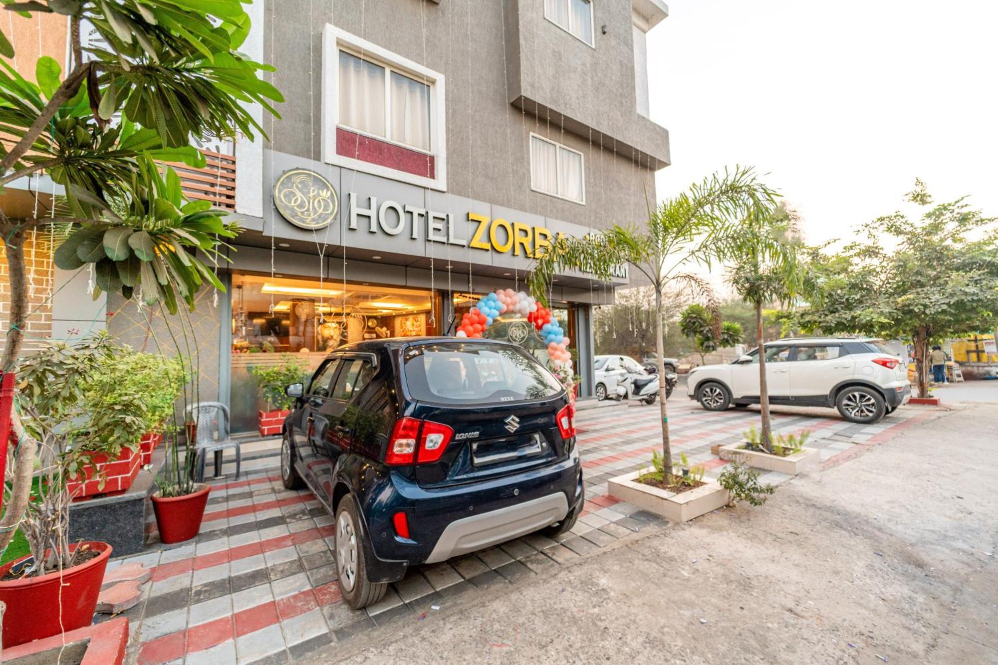 Treebo Premium Zorba Hotel Бопал Екстериор снимка