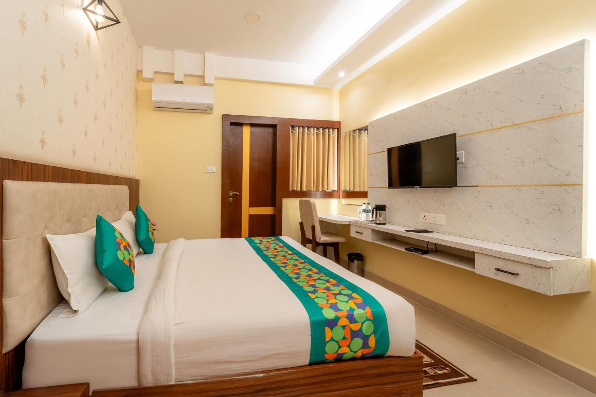 Treebo Premium Zorba Hotel Бопал Екстериор снимка