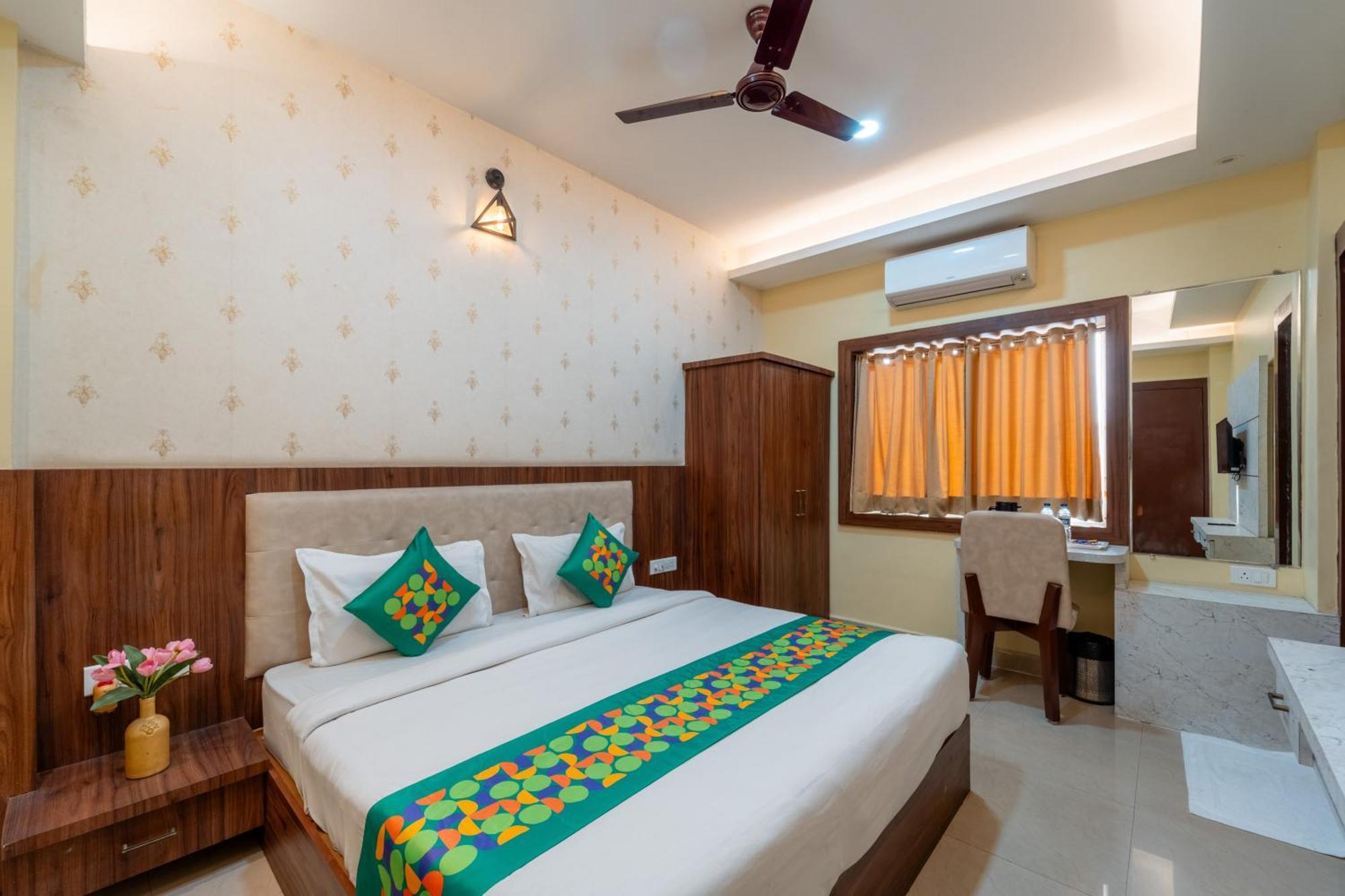 Treebo Premium Zorba Hotel Бопал Екстериор снимка