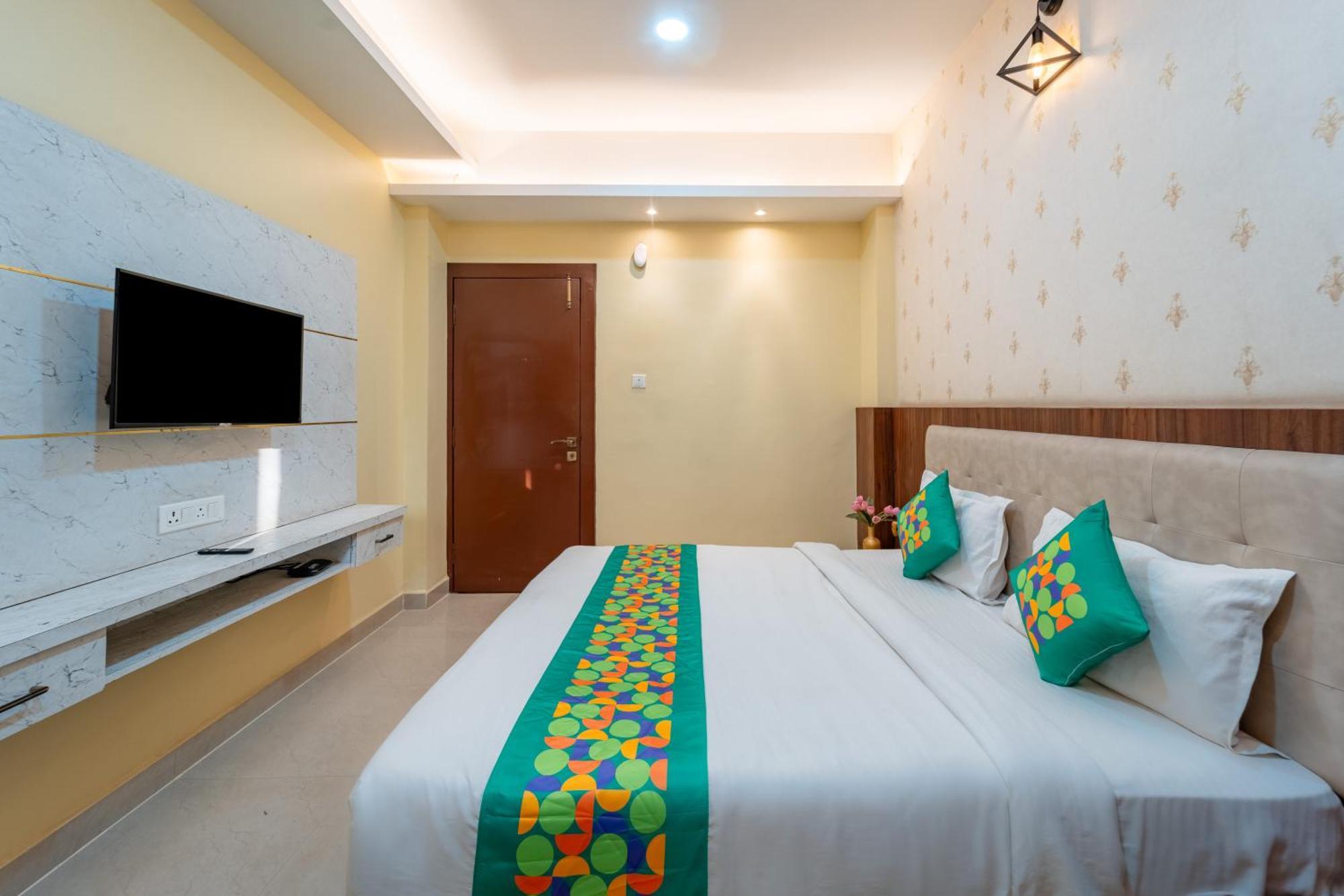 Treebo Premium Zorba Hotel Бопал Екстериор снимка